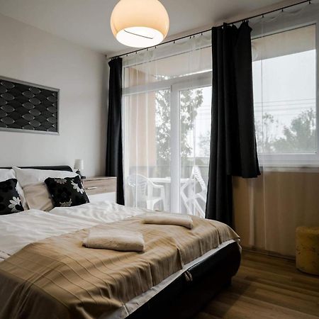 Bed and Breakfast Bereny Panzio Балатонберень Экстерьер фото